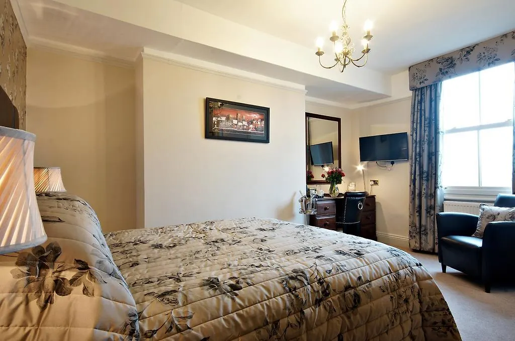Bronte Guest House York 4*,